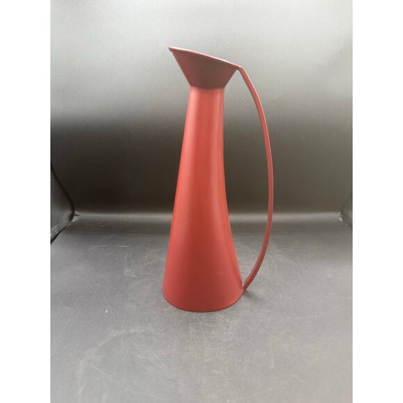 Threshold Red Metal Vase – great condition - Picture 2 of 7